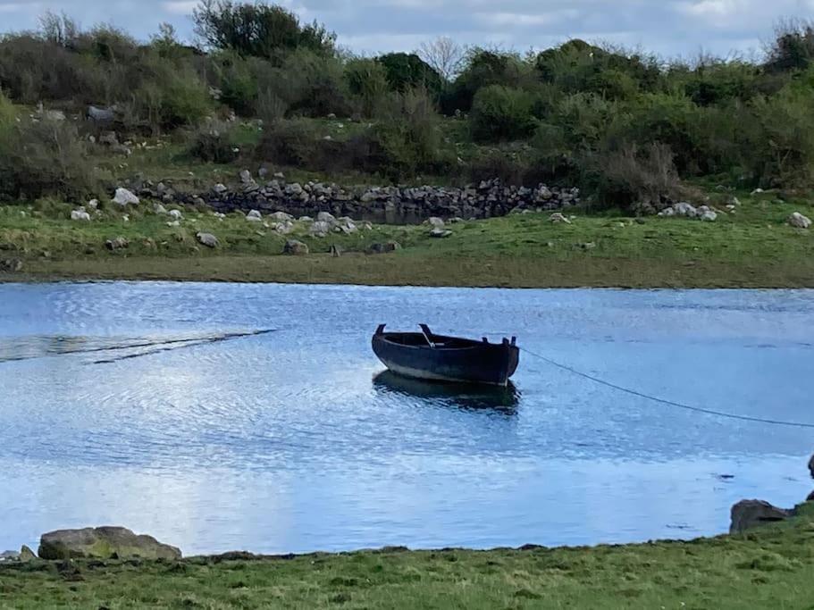 The Burren Snug Leilighet Galway Eksteriør bilde